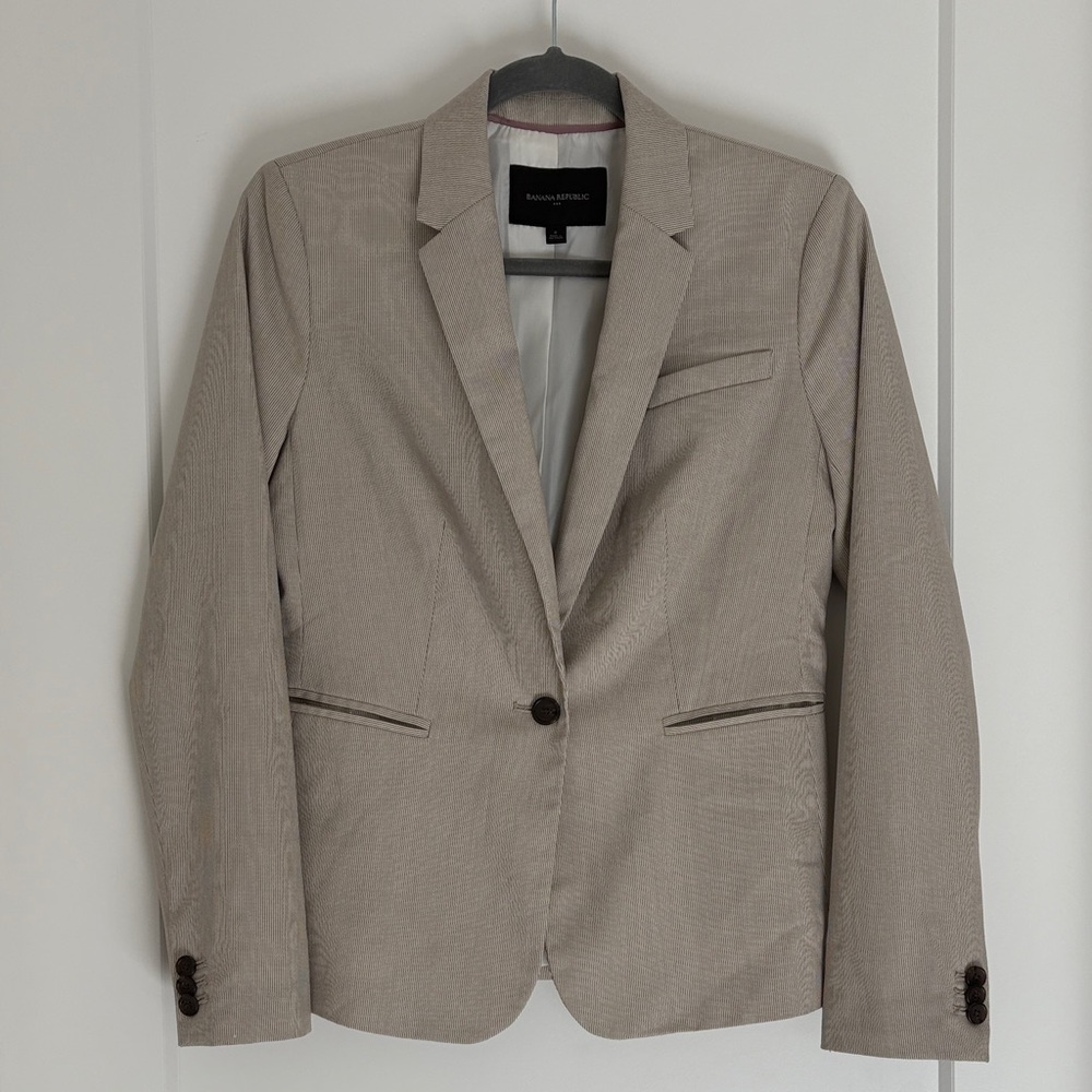 Banana Republic Light Tan Blazer